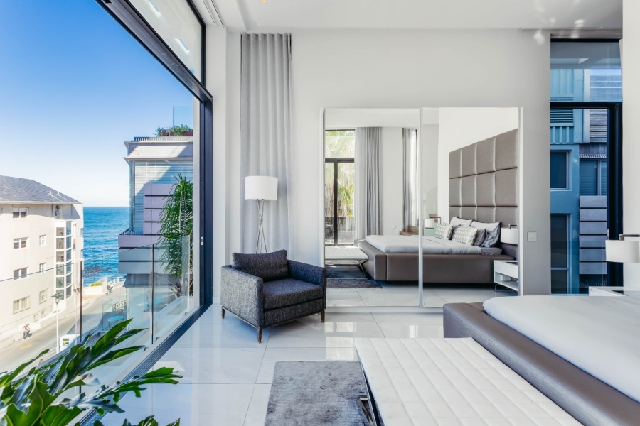 To Let 3 Bedroom Property for Rent in Bantry Bay Western Cape